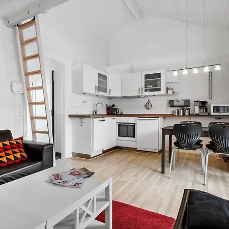 Ae248-aeroskobing-violstraede-16 * Ærøskøbing