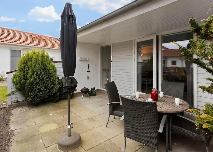 Ae248-aeroskobing-violstraede-16 * Ærøskøbing