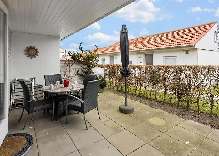 Ae248-aeroskobing-violstraede-16 Ærøskøbing